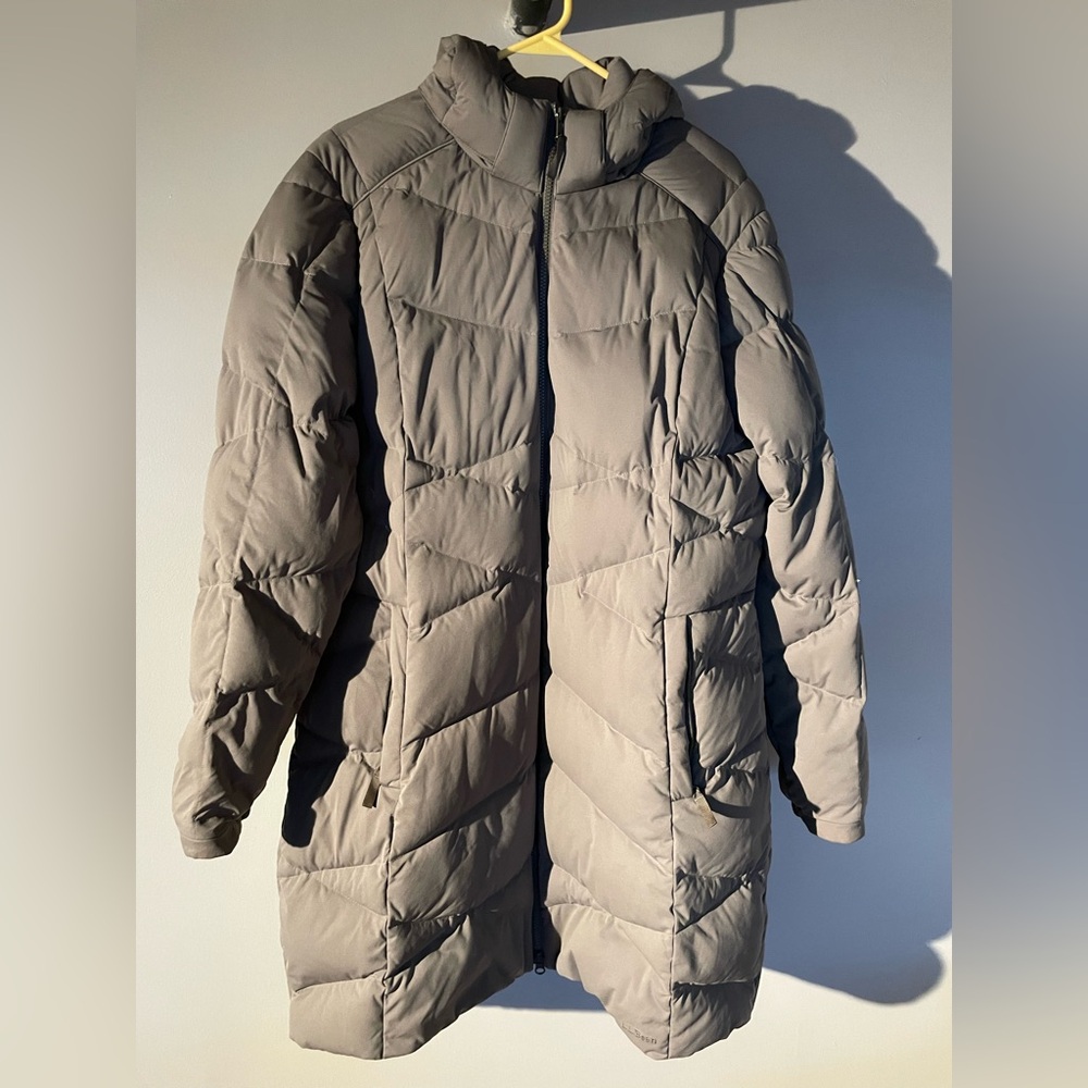 L.L. Bean Womens Quilted Puffer Coat in Gray